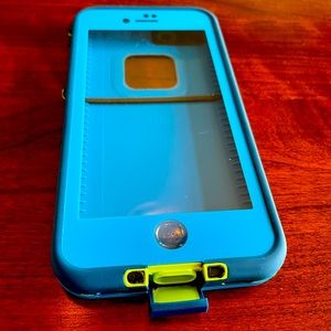 Lifeproof FRE iPhone 8 Case (Blue and Green)
